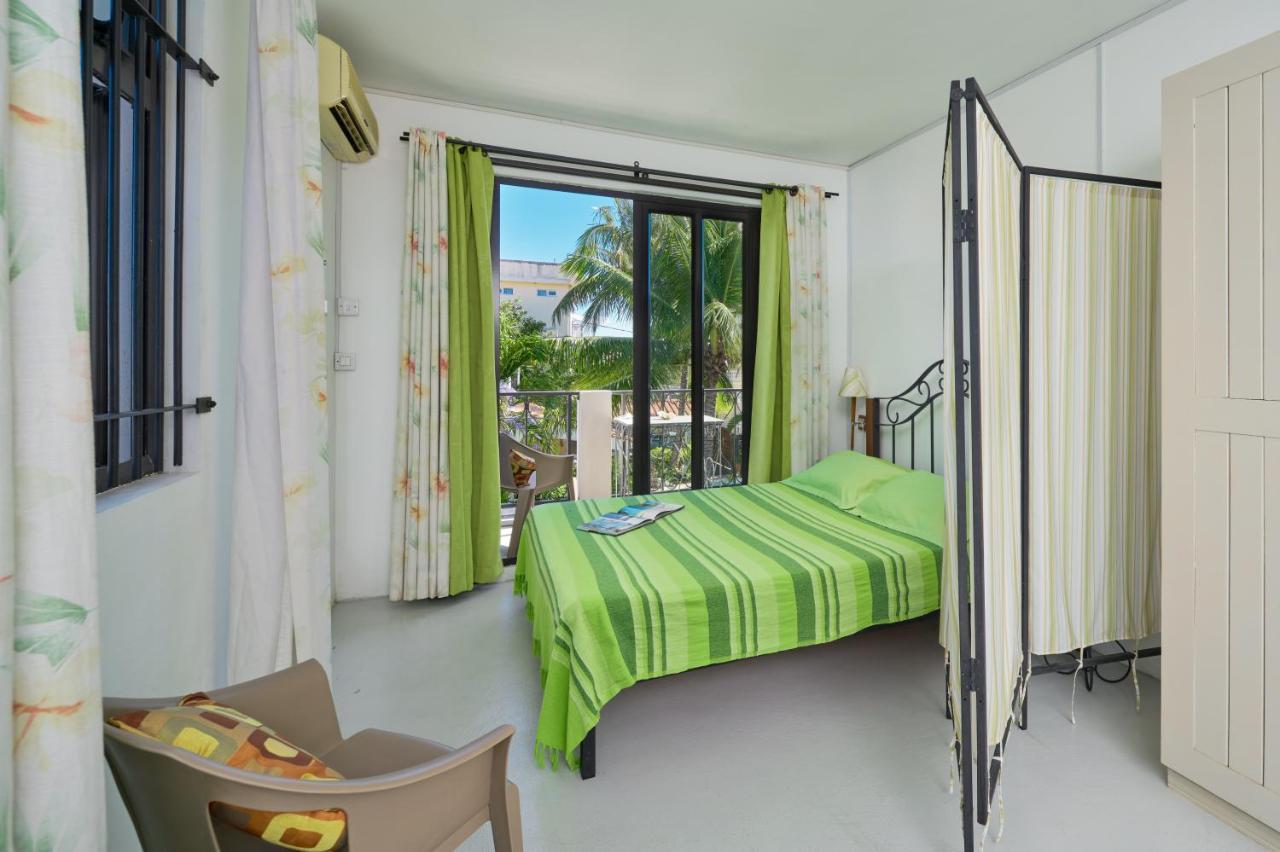 Cosy Studio #1 - Pereybere Pereybere Beach Exterior photo
